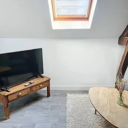 Apartment Le Saint Lazare - Proche Centre Compiegne